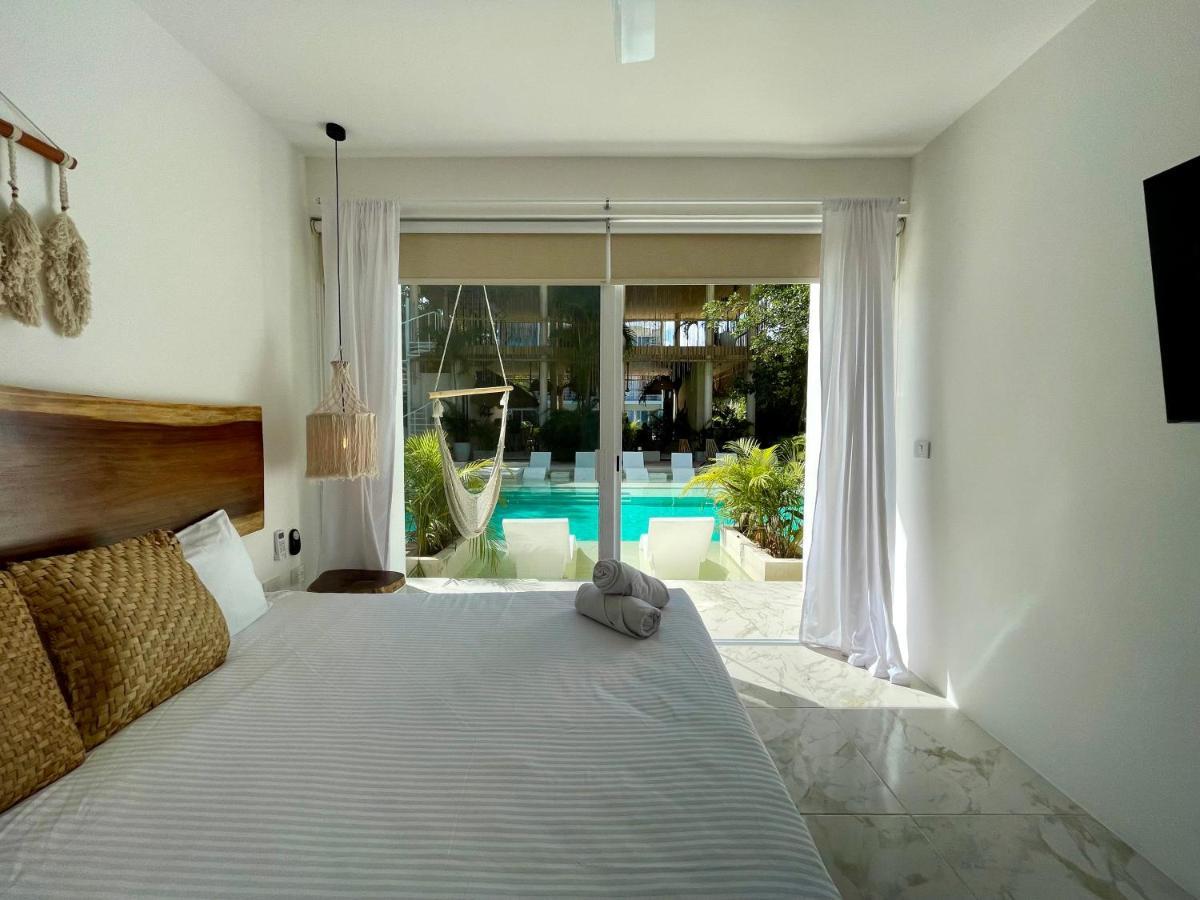 Beautiful Swim-Up Studio With Private Terrace, Pool And Jungle Gym Тулум Экстерьер фото