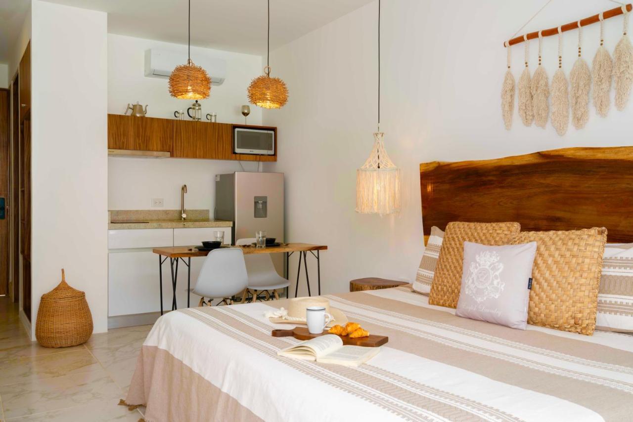Beautiful Swim-Up Studio With Private Terrace, Pool And Jungle Gym Тулум Экстерьер фото