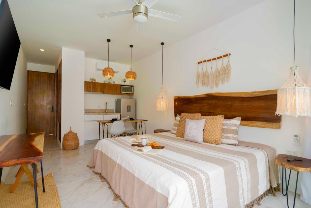 Beautiful Swim-Up Studio With Private Terrace, Pool And Jungle Gym Тулум Экстерьер фото