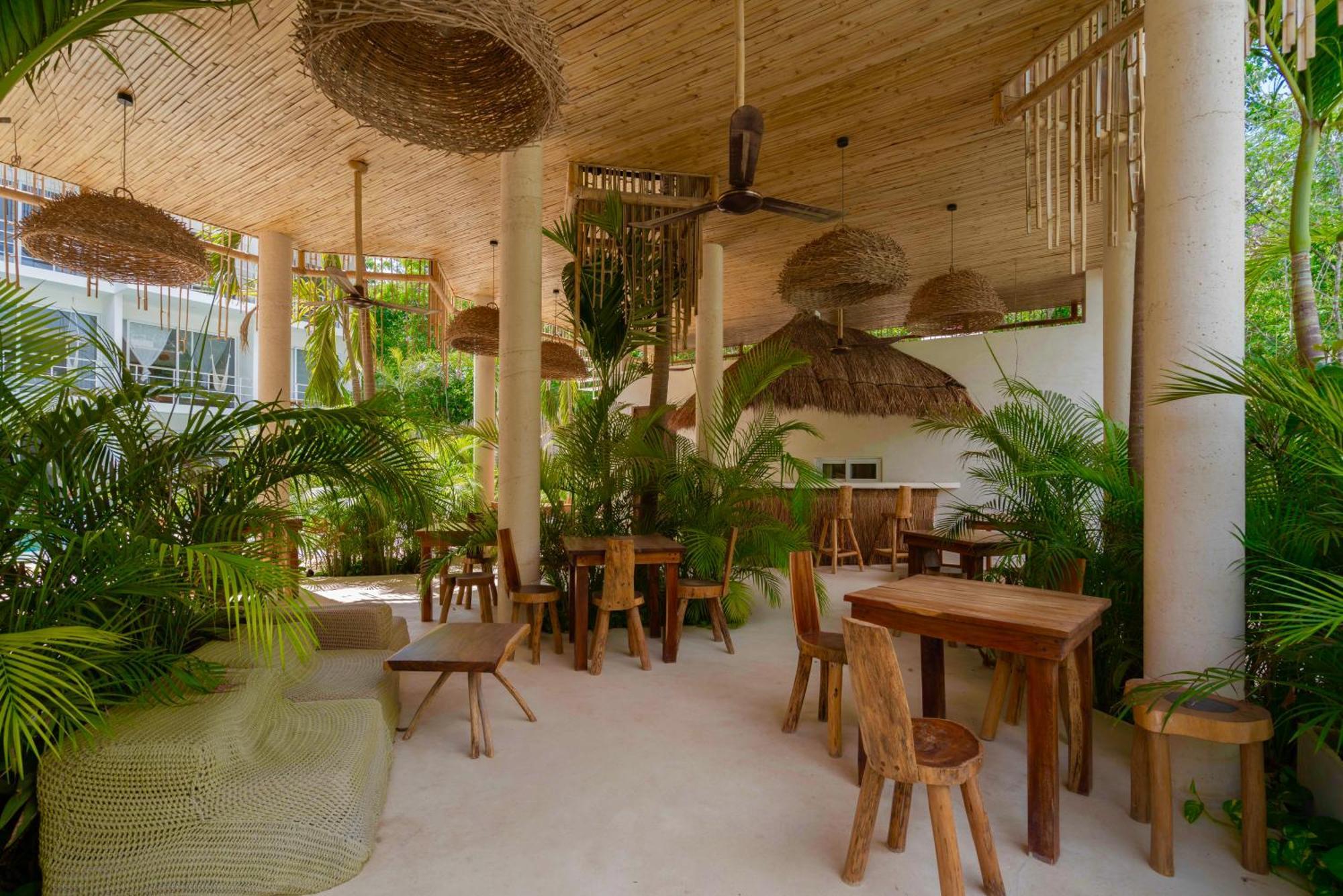 Beautiful Swim-Up Studio With Private Terrace, Pool And Jungle Gym Тулум Экстерьер фото