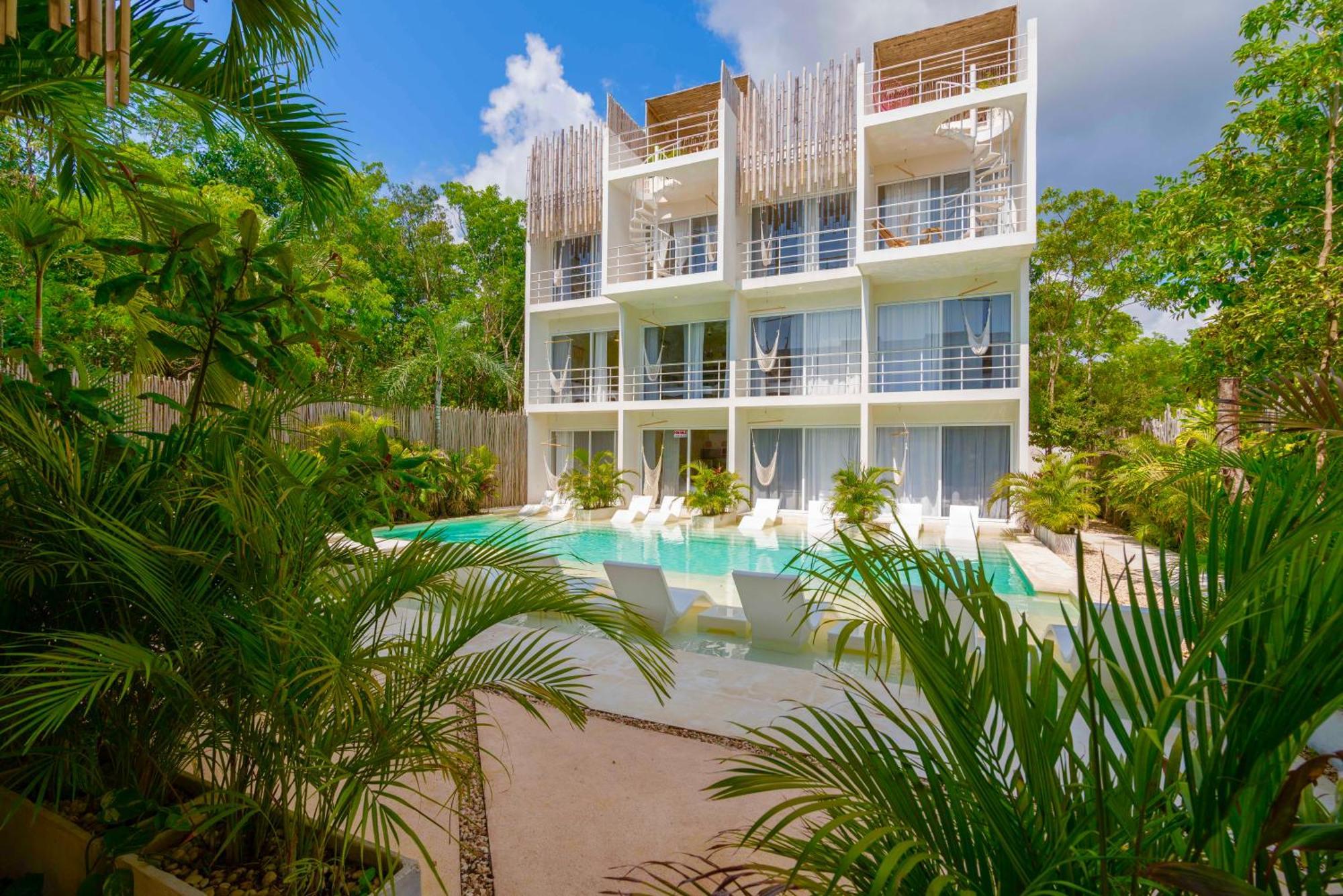 Beautiful Swim-Up Studio With Private Terrace, Pool And Jungle Gym Тулум Экстерьер фото